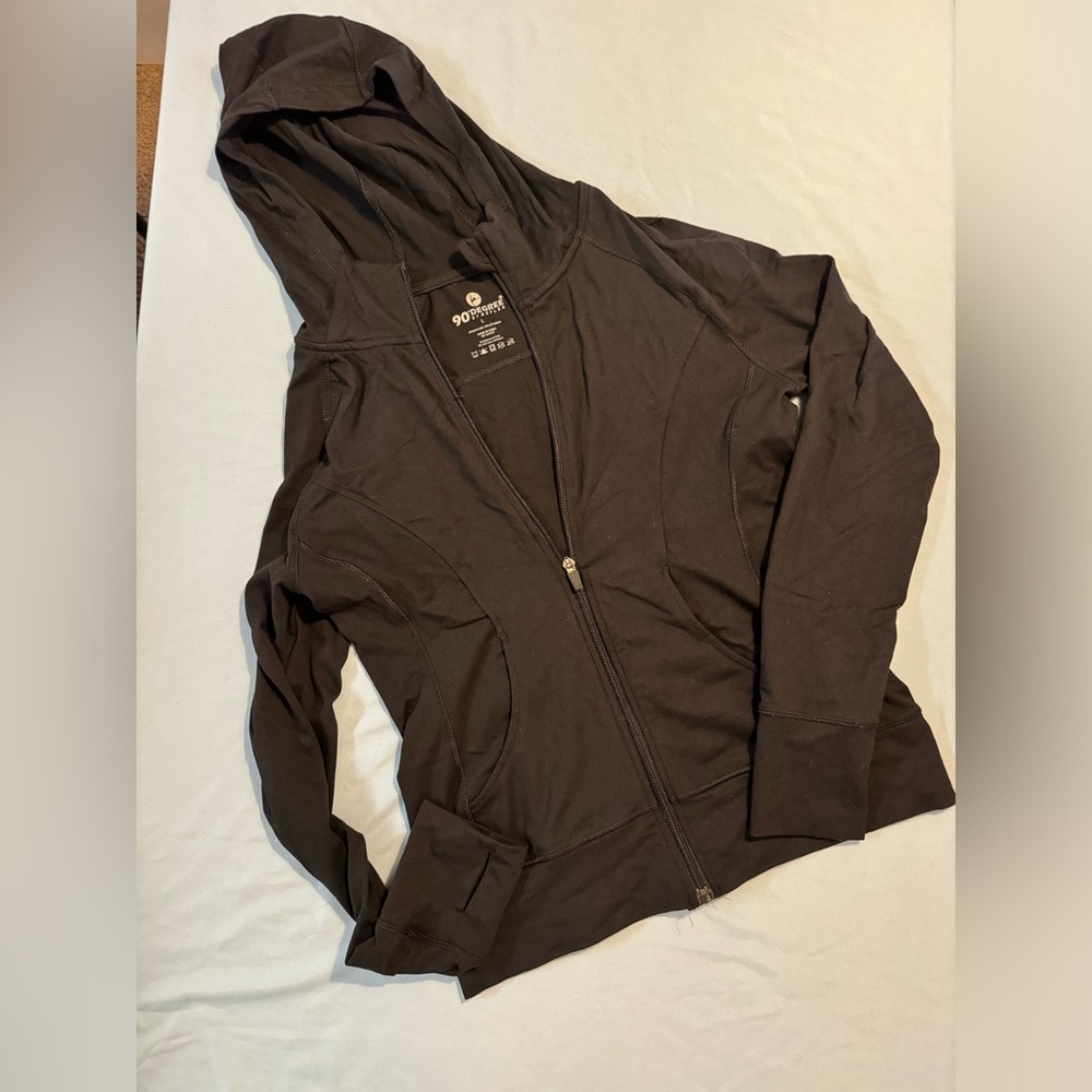 90 degree full zip compression material